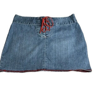 Y2K vtg HOTKISS jean skirt ,made in USA.size 9 ,blue with red Lace up,red hem.